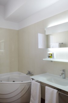 family-suite-sea-view-03